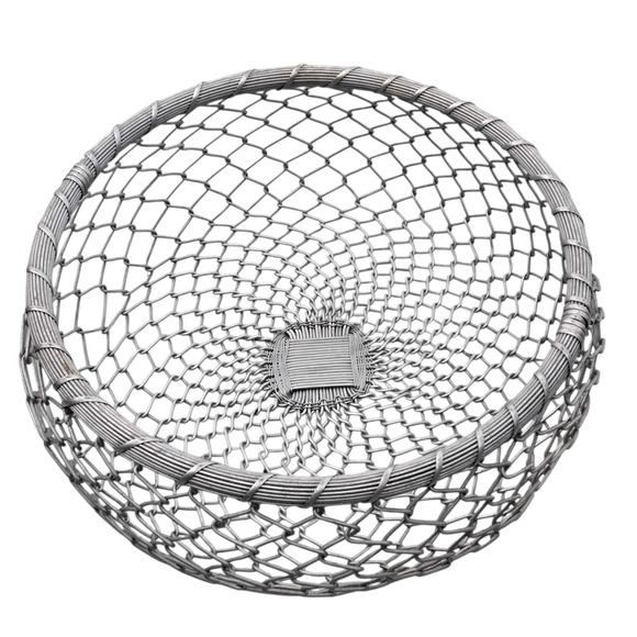 Metal Wire Basket Round Silver Decorative Storage Organizer 13-14" circumference - Picture 1 of 12